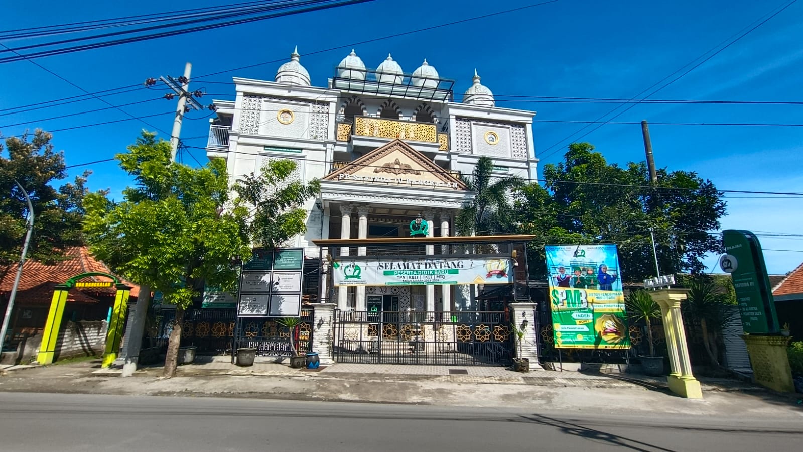 Gedung PP. Safinda IV Bangkalan